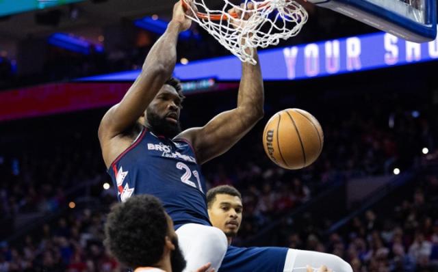 开云APP-现役第四位70分先生！恩比德创造历史最快70分纪录